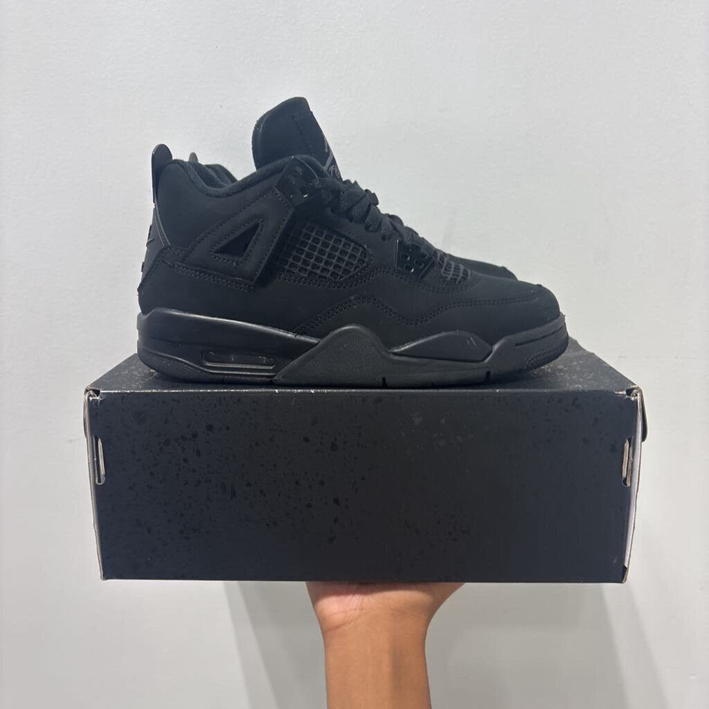 JORDAN 4 BLACK CAT 6.5