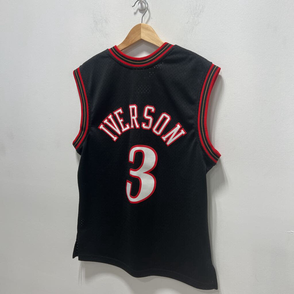 ALLEN IVERSON JERSEY SZ M
