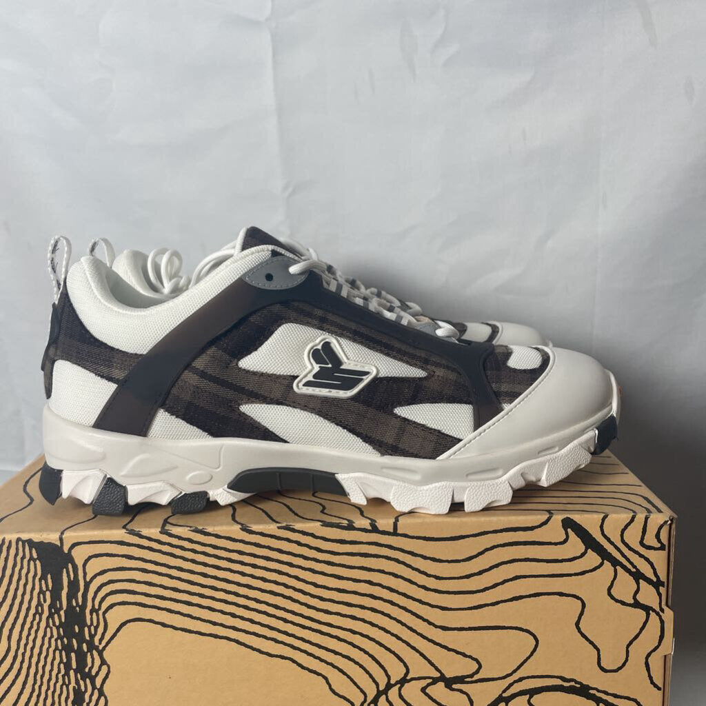 White N Brown EE Sickos Sz. 9.5