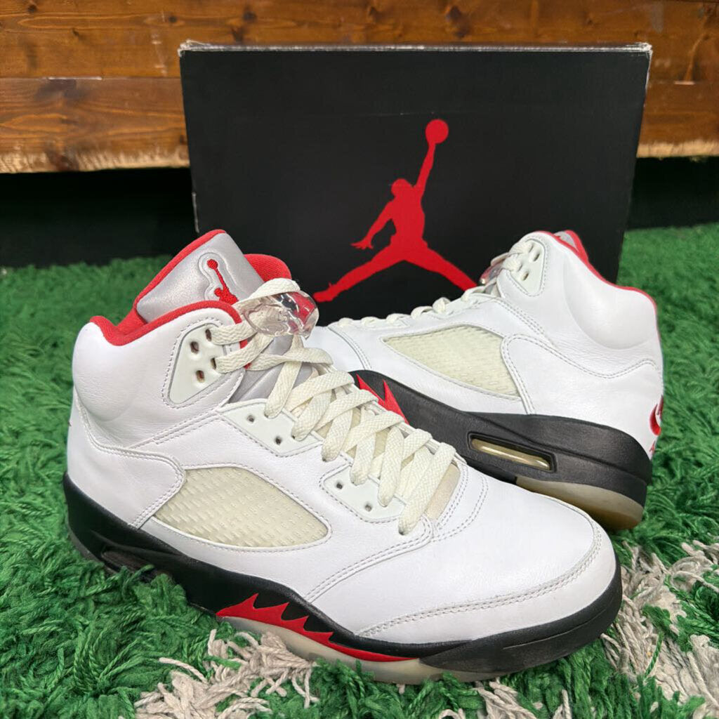 JORDAN 5 FIRE RED SZ 9.5