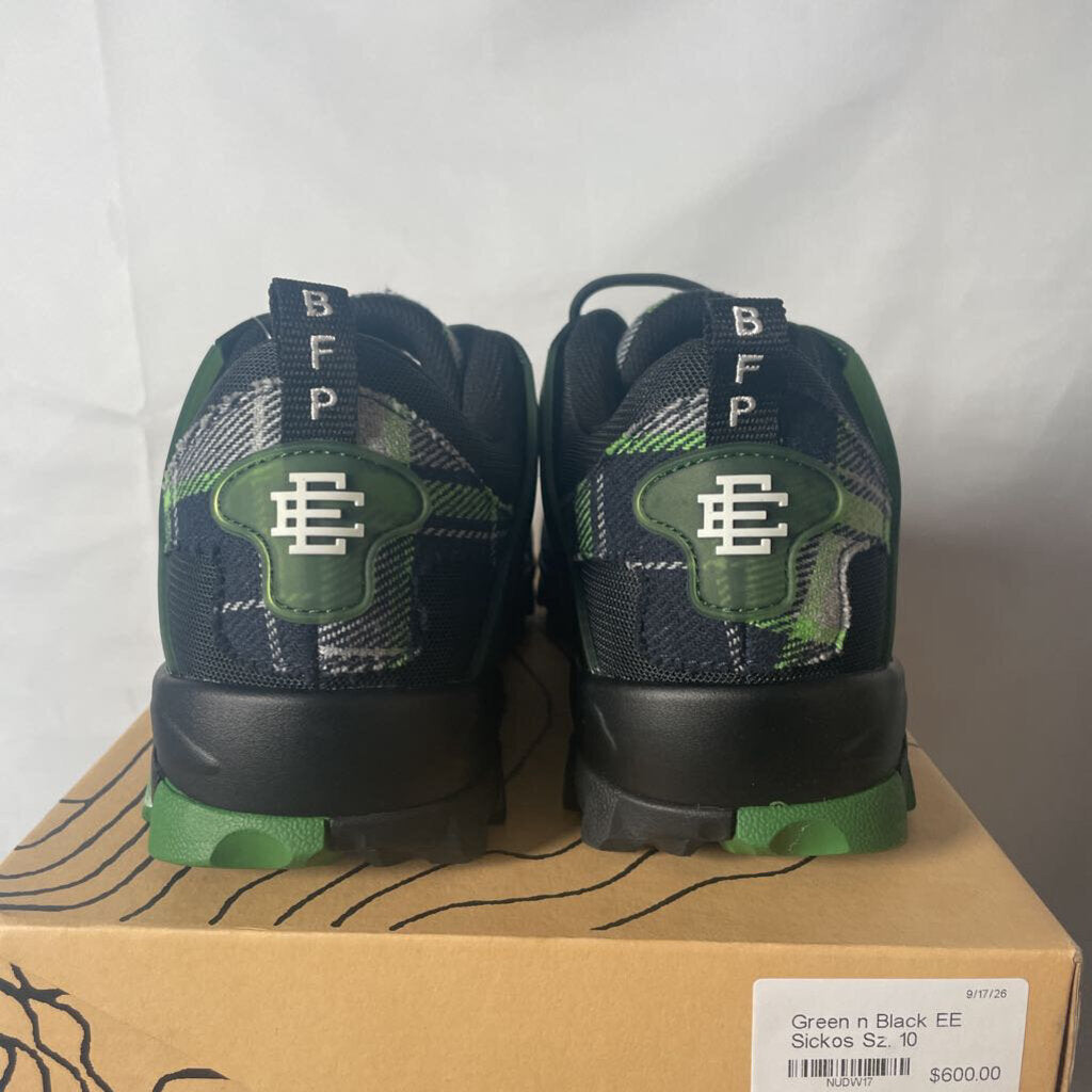 Green n Black EE Sickos Sz. 10