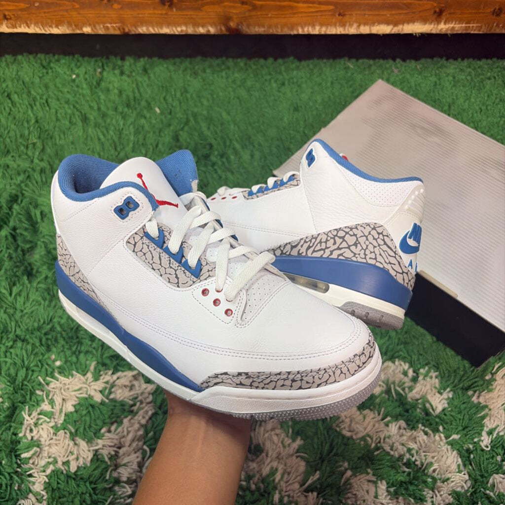 JORDAN 3 TRUE BLUE SZ. 10 (BOX)