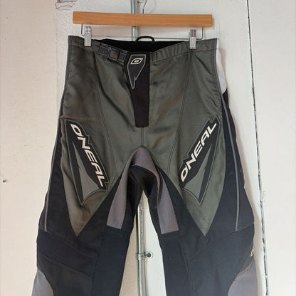 DIRT BIKE PANTS SZ 32