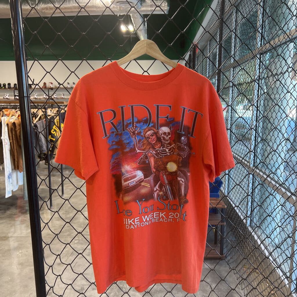 VINTAGE BIKE WEEK // LARGE