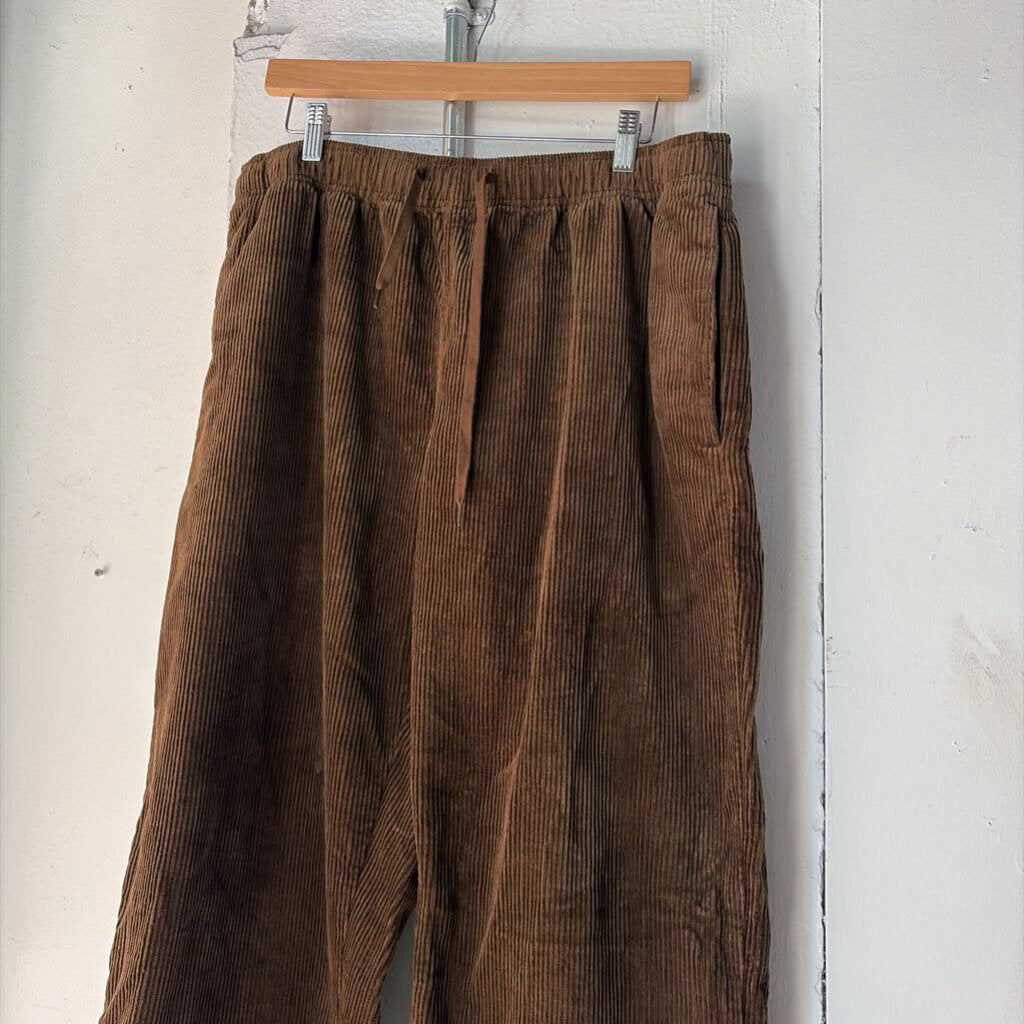 SUPREME CORDUROY BAGGYS SZ. L