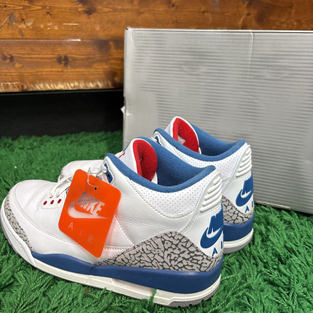 JORDAN 3 TRUE BLUE SZ. 9 (BOX)