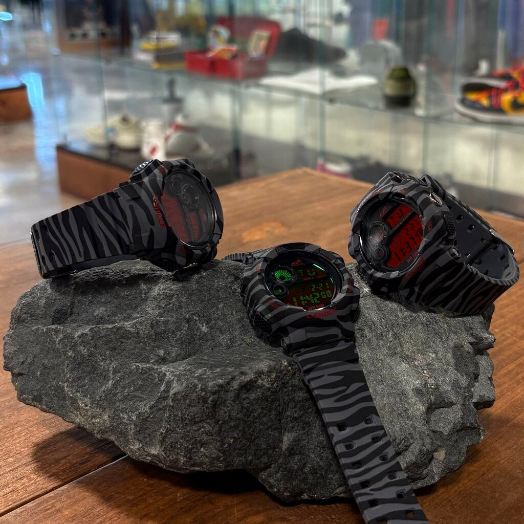 CAPTURED C-SHOCK WATCH