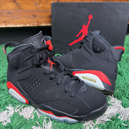 INFARED JORDAN 6 SZ 8.5 (BOX)