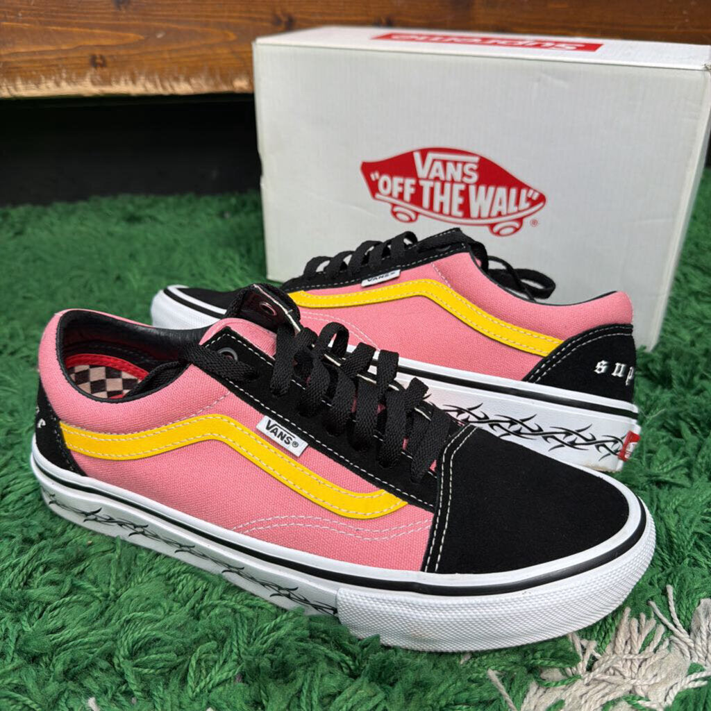 SUPREME OLD SKOOL VANS SZ 8.5 (BOX)