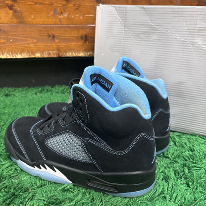 JORDAN 5 UNC SZ. 10.5 (BOX)