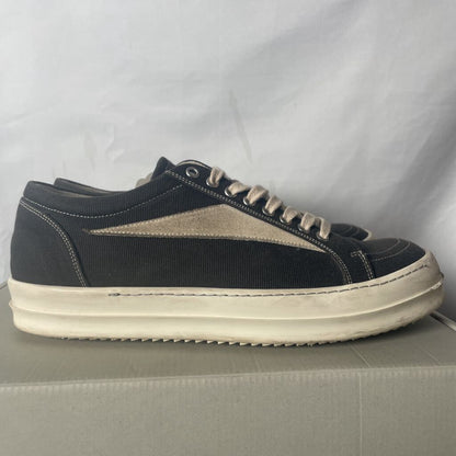 Black RO Vans Sz. 43