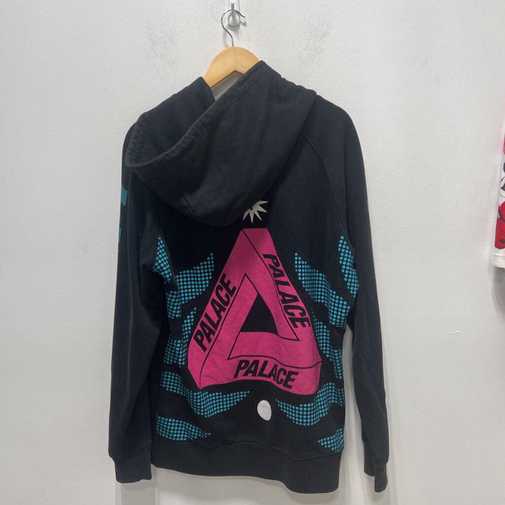 PALACE HOODIE