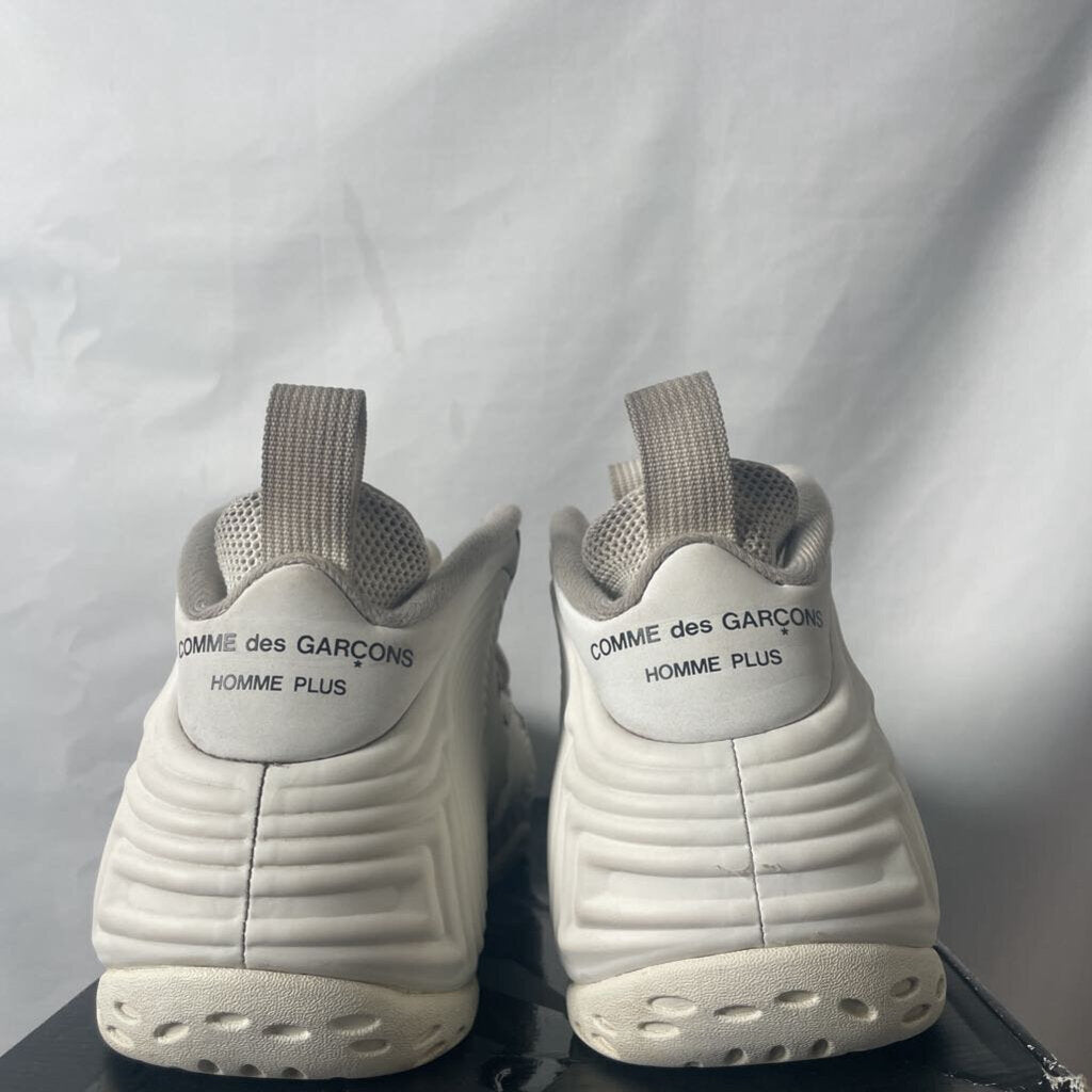 Nike White CDG Foamposites Sz. 10