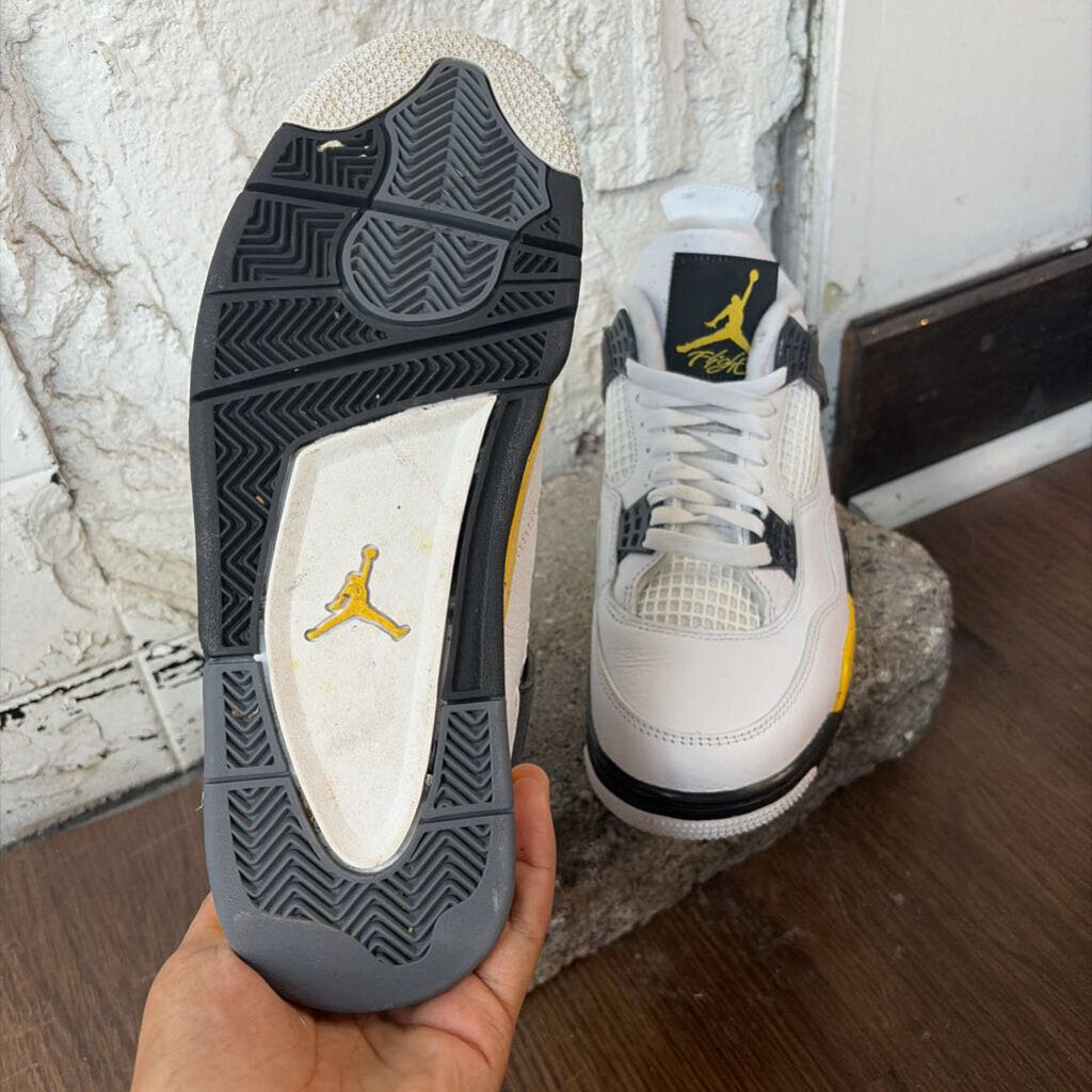 JORDAN 4 TOUR YELLOW SZ. 8.5 (BOX)