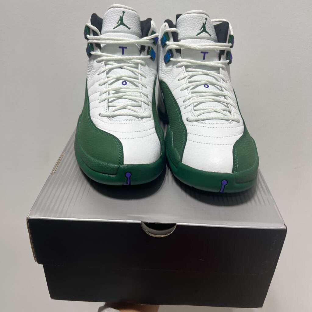 JORDAN 12 BUCKS SZ. 7.5 (BOX)