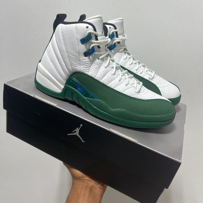 JORDAN 12 BUCKS SZ. 7.5 (BOX)