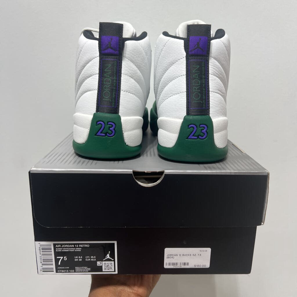 JORDAN 12 BUCKS SZ. 7.5 (BOX)