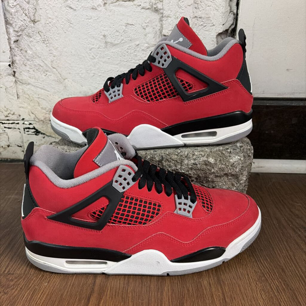JORDAN 4 TORO BRAVO SZ. 10.5 (NO BOX)