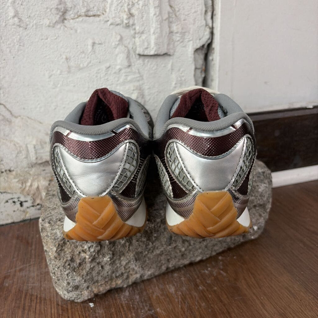 BOTTEGA ORBITS SZ. 44 (NO BOX)