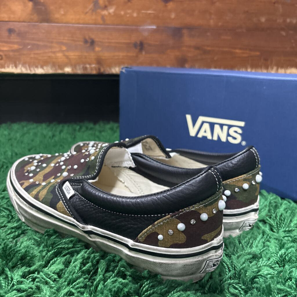 VANS PEARLIZED SLIP ONS SZ. 9.5