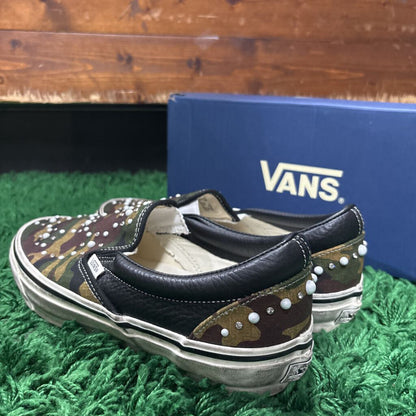 VANS PEARLIZED SLIP ONS SZ. 9.5