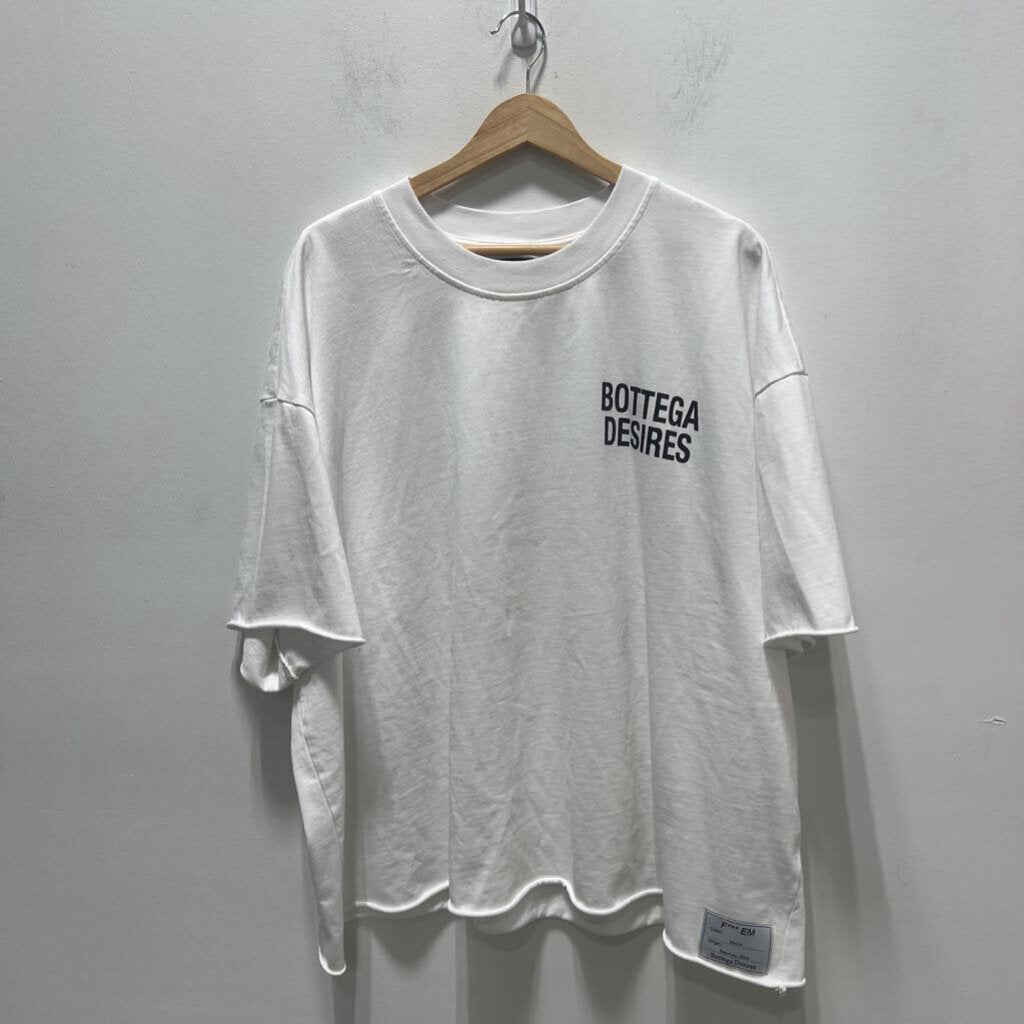 BOTTEGA DESIRES TEE // 3XL
