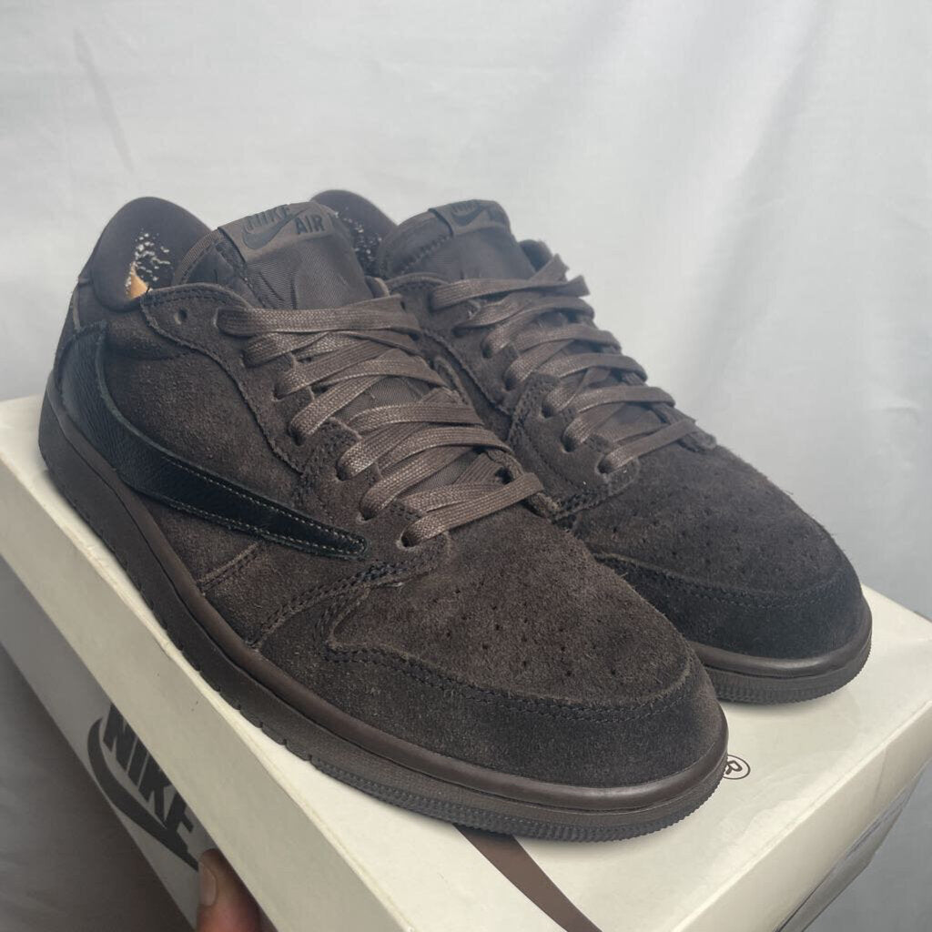 Jordan 1 TS Velvet Brown Sz. 11