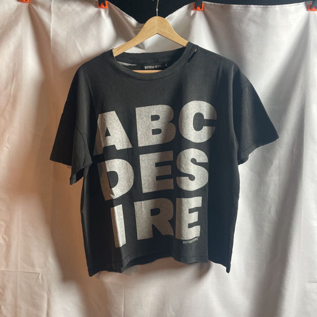 Black Bottega Desires Tee Sz. S