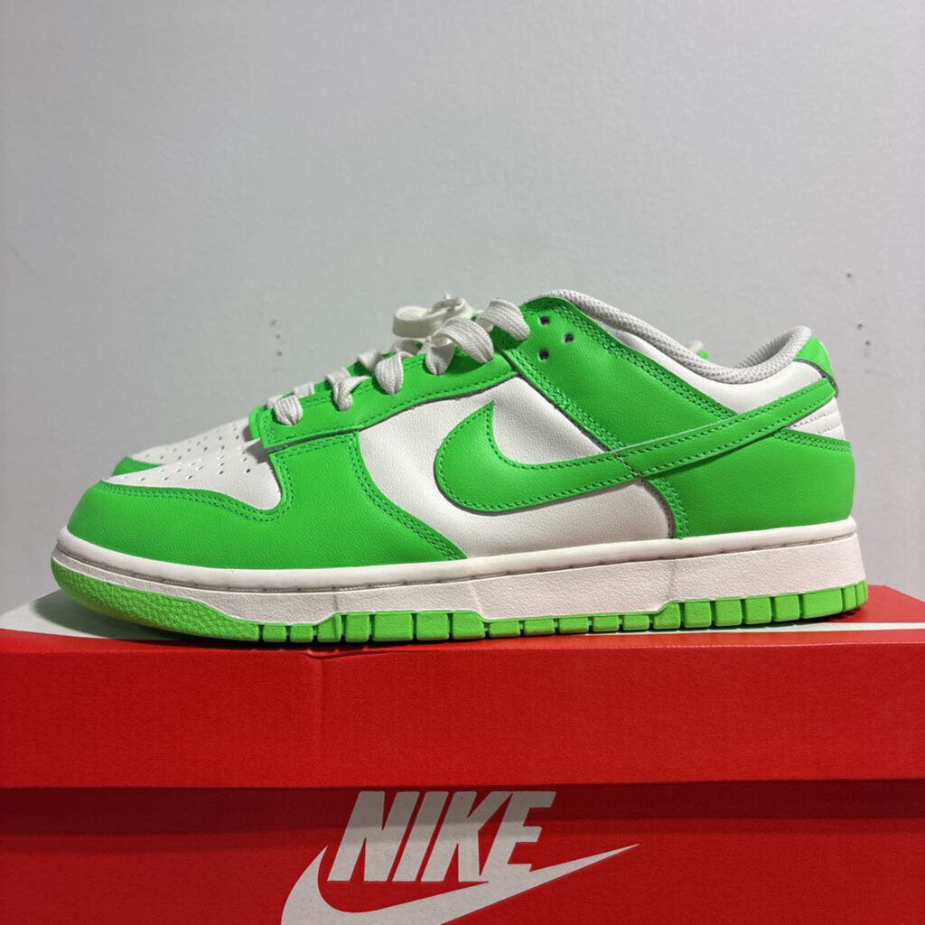 Nike Dunk Green Strike Sz.9 (10.5W)