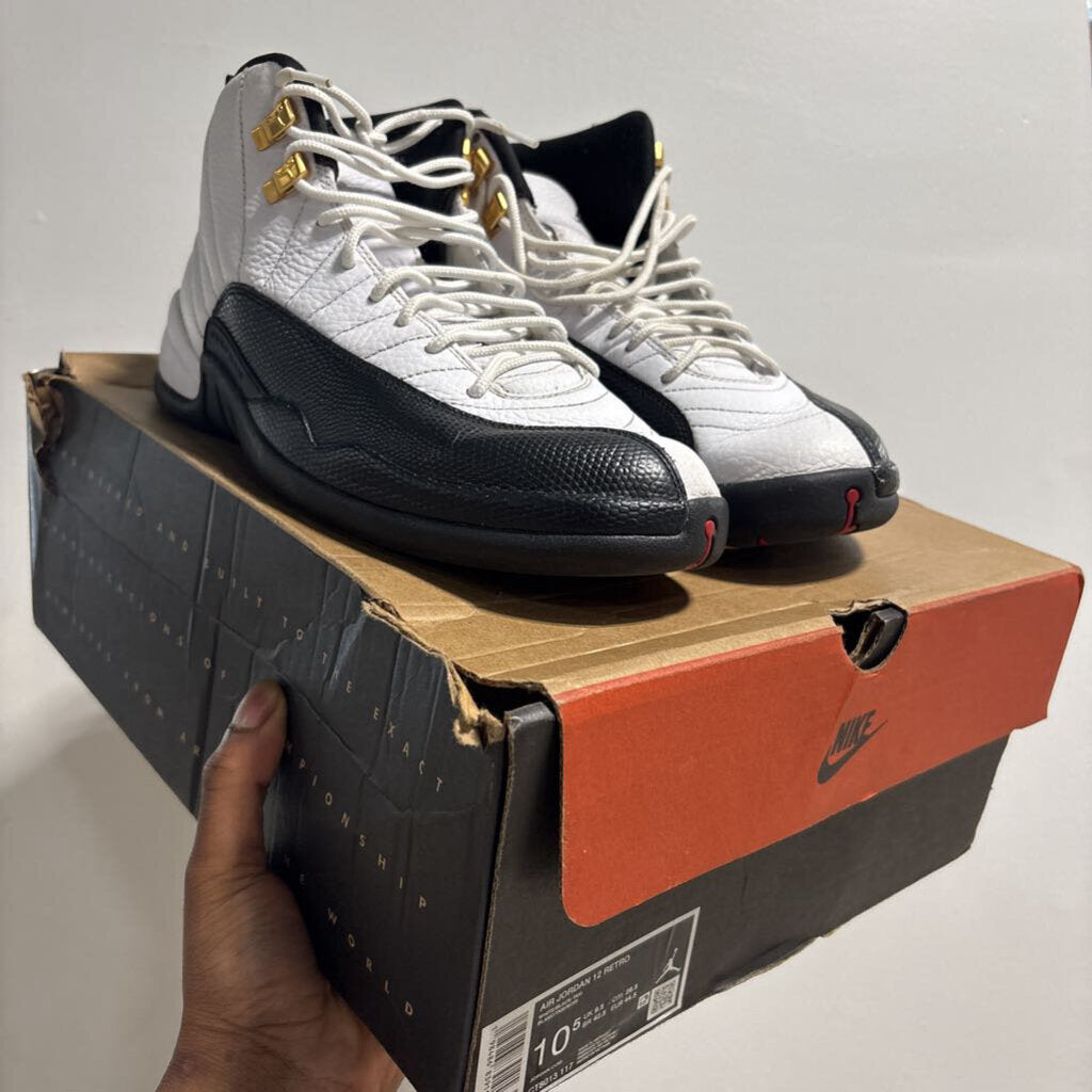 TAXI 12 RETRO // SIZE 10.5 // $100