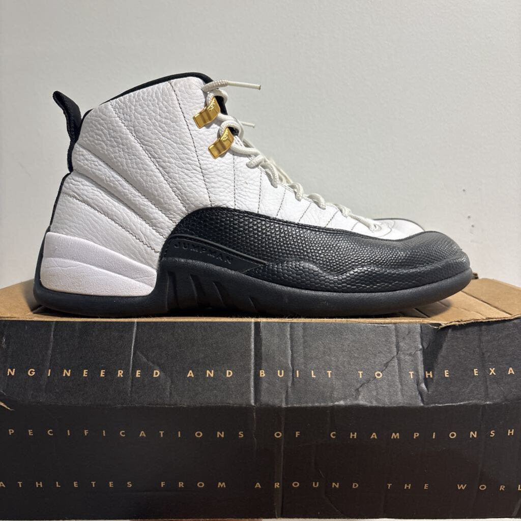 TAXI 12 RETRO // SIZE 10.5 // $100