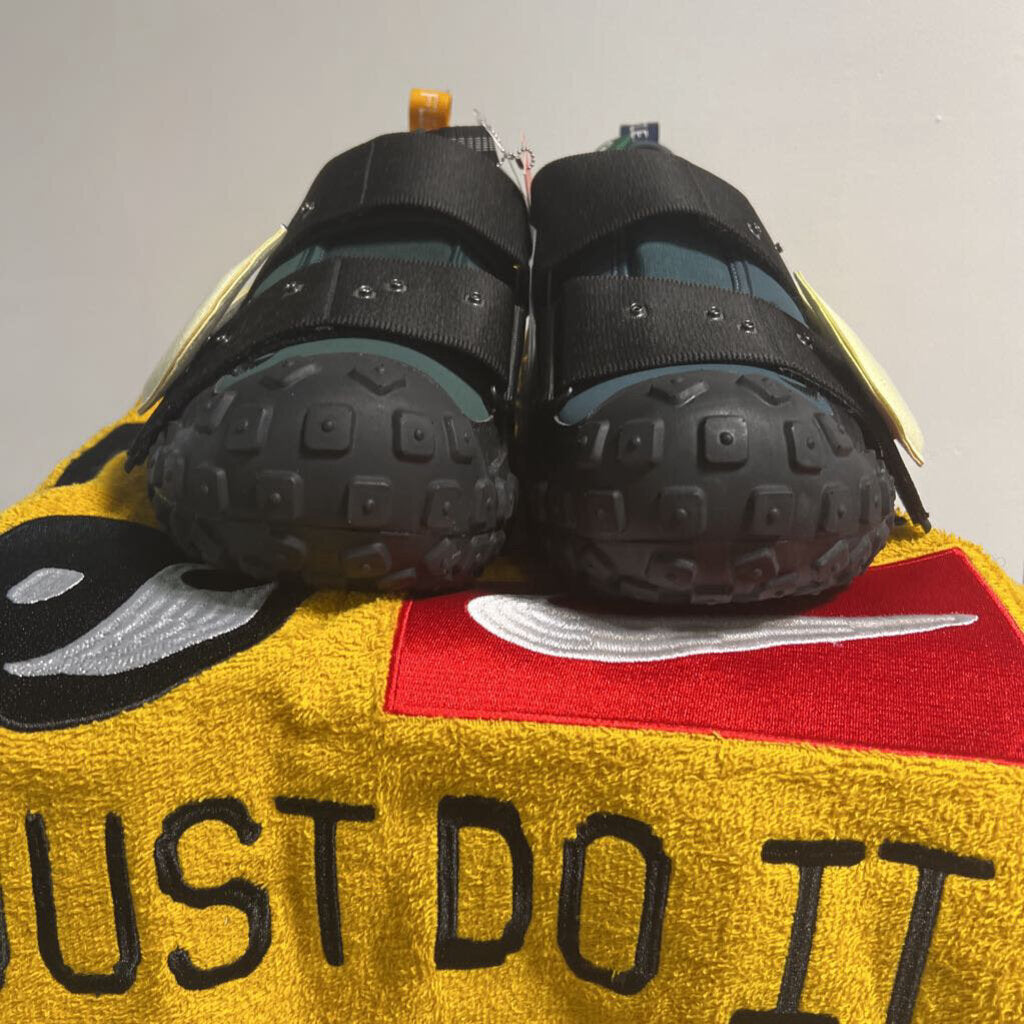 NIKE CPFM FLEA 2 // SZ 13