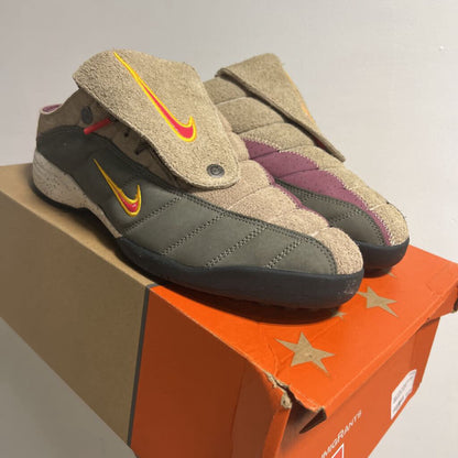 NIKE TOTAL 90 MULE KID OF IMMIGRANTS // SZ 13