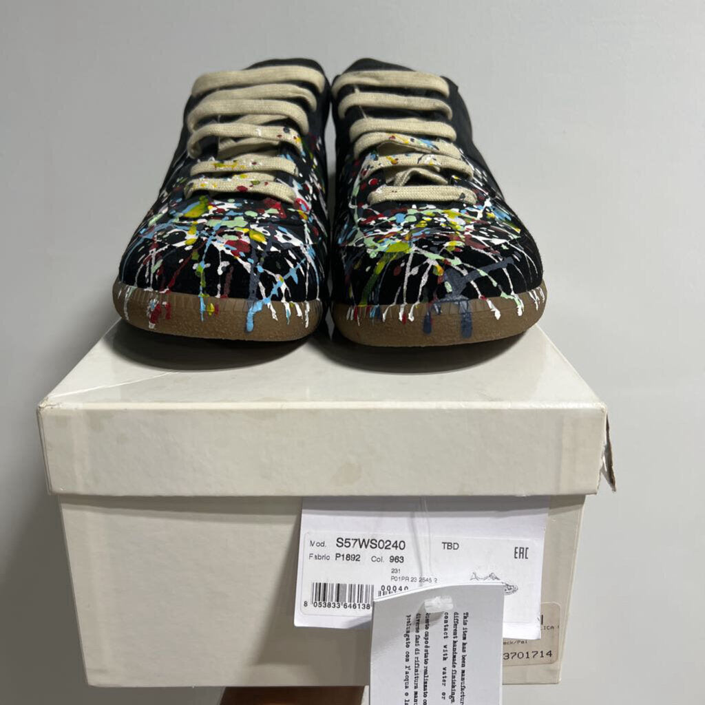 MAISON MARGIELA GALLERY // SZ 46