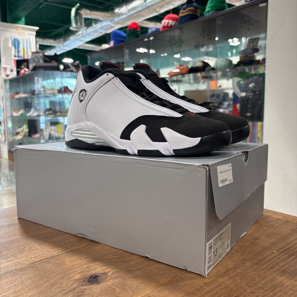 JORDAN 14 BLACK TOE // 13