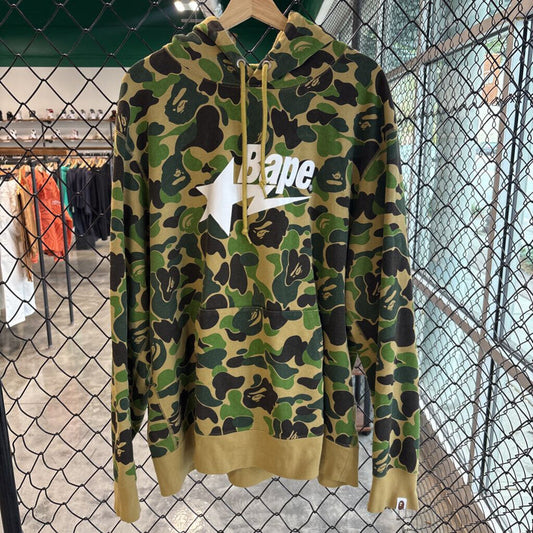 BAPE HOODIE // 3XL