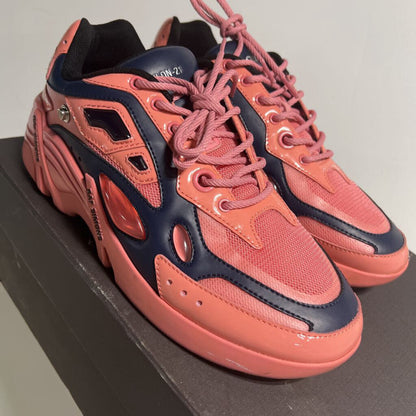 RAF SIMMONS RUNNER // SIZE 8 // $250