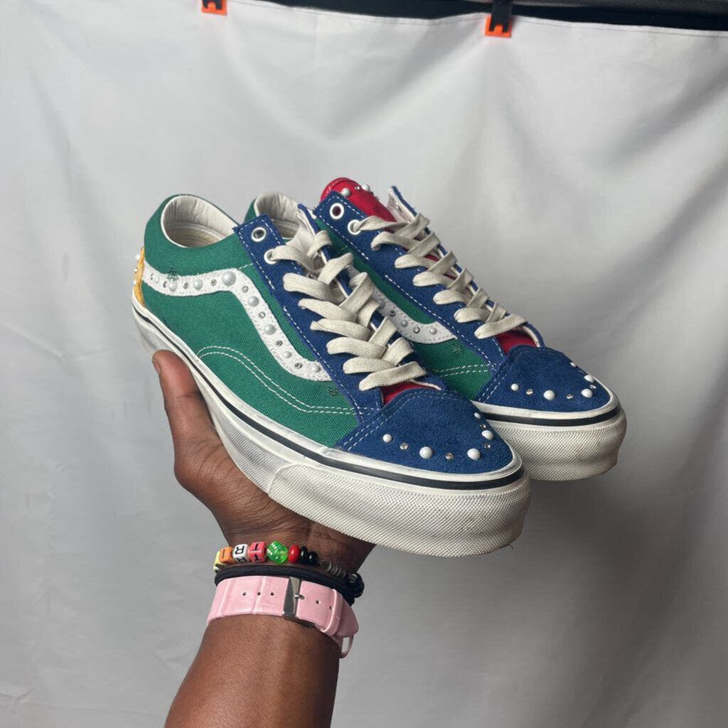 Pearlized Yacht Club Vans Sz. 11.5