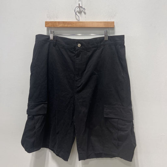 HMDD SHORTS // SIZE XL // $100
