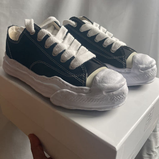 Maison Mihara Hanks Sz. 42