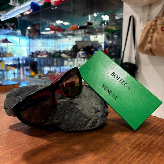 BOTTEGA VENETA SUNGLASSES