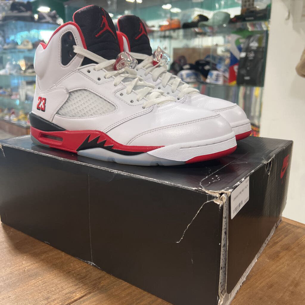 JORDAN 5 FIRE RED // SZ 11