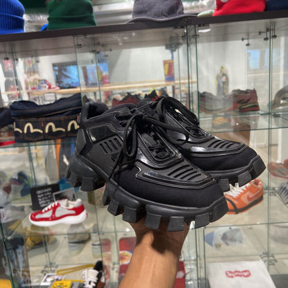 PRADA CLOUDBUST // 39